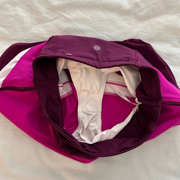 Athleta Running Free Colorblock Shorts XS - Picture 4 of 5